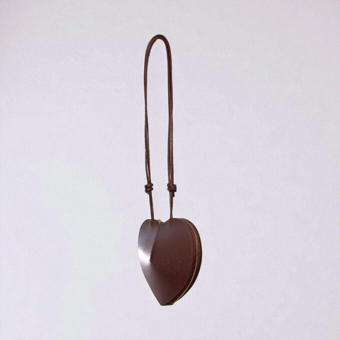 borsa-donna - borse-donna - borsa-in-pelle - borsa-donna-in-pelle - borsa-donna-made-in-italy - borsa-a-spalla-donna - borsa-a-tracolla-donna - borsa-elegante-donna - borsa-moda-donna - borsa-artigianale-donna - borsa-donna-vera-pelle - borsa-donna-classica - borsa-donna-multifunzione - borsa-donna-con-tracolla - borsa-donna-di-design - borsa-donna-moda-italiana - borsa-donna-fatta-a-mano - borsa-donna-lavoro - borsa-donna-giornaliera - borsa-donna-compatta - borsa-donna-shopping - borsa-donna-estiva - borsa-donna-invernale - borsa-donna-chic - accessori-donna-pelle - borse-femminili-eleganti - borse-di-lusso-donna - borse-in-pelle-italiana - borsa-donna-con-tasche - borsa-donna-grande - borsa-donna-piccola - borsa-donna-morbida - borsa-donna-rigida - borsa-donna-con-manici - borsa-donna-originale - borsa-donna-casual - borsa-donna-per-uscite - borsa-donna-per-ogni-giorno - borsa-donna-versatile - borsa-donna-in-tendenza - borsa-donna-modello-unico