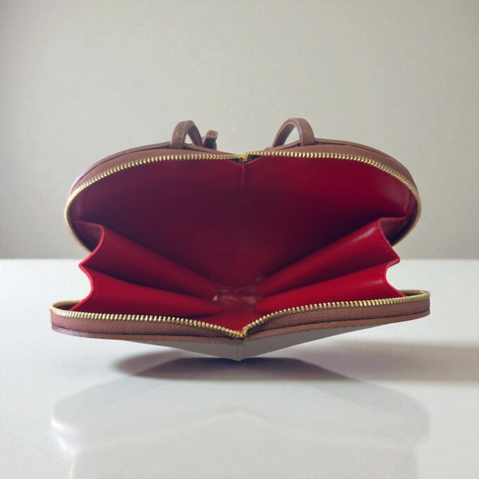 borsa-donna - borse-donna - borsa-in-pelle - borsa-donna-in-pelle - borsa-donna-made-in-italy - borsa-a-spalla-donna - borsa-a-tracolla-donna - borsa-elegante-donna - borsa-moda-donna - borsa-artigianale-donna - borsa-donna-vera-pelle - borsa-donna-classica - borsa-donna-multifunzione - borsa-donna-con-tracolla - borsa-donna-di-design - borsa-donna-moda-italiana - borsa-donna-fatta-a-mano - borsa-donna-lavoro - borsa-donna-giornaliera - borsa-donna-compatta - borsa-donna-shopping - borsa-donna-estiva - borsa-donna-invernale - borsa-donna-chic - accessori-donna-pelle - borse-femminili-eleganti - borse-di-lusso-donna - borse-in-pelle-italiana - borsa-donna-con-tasche - borsa-donna-grande - borsa-donna-piccola - borsa-donna-morbida - borsa-donna-rigida - borsa-donna-con-manici - borsa-donna-originale - borsa-donna-casual - borsa-donna-per-uscite - borsa-donna-per-ogni-giorno - borsa-donna-versatile - borsa-donna-in-tendenza - borsa-donna-modello-unico