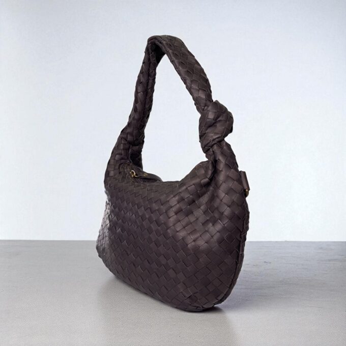 borsa-donna - borse-donna - borsa-in-pelle - borsa-donna-in-pelle - borsa-donna-made-in-italy - borsa-a-spalla-donna - borsa-a-tracolla-donna - borsa-elegante-donna - borsa-moda-donna - borsa-artigianale-donna - borsa-donna-vera-pelle - borsa-donna-classica - borsa-donna-multifunzione - borsa-donna-con-tracolla - borsa-donna-di-design - borsa-donna-moda-italiana - borsa-donna-fatta-a-mano - borsa-donna-lavoro - borsa-donna-giornaliera - borsa-donna-compatta - borsa-donna-shopping - borsa-donna-estiva - borsa-donna-invernale - borsa-donna-chic - accessori-donna-pelle - borse-femminili-eleganti - borse-di-lusso-donna - borse-in-pelle-italiana - borsa-donna-con-tasche - borsa-donna-grande - borsa-donna-piccola - borsa-donna-morbida - borsa-donna-rigida - borsa-donna-con-manici - borsa-donna-originale - borsa-donna-casual - borsa-donna-per-uscite - borsa-donna-per-ogni-giorno - borsa-donna-versatile - borsa-donna-in-tendenza - borsa-donna-modello-unico